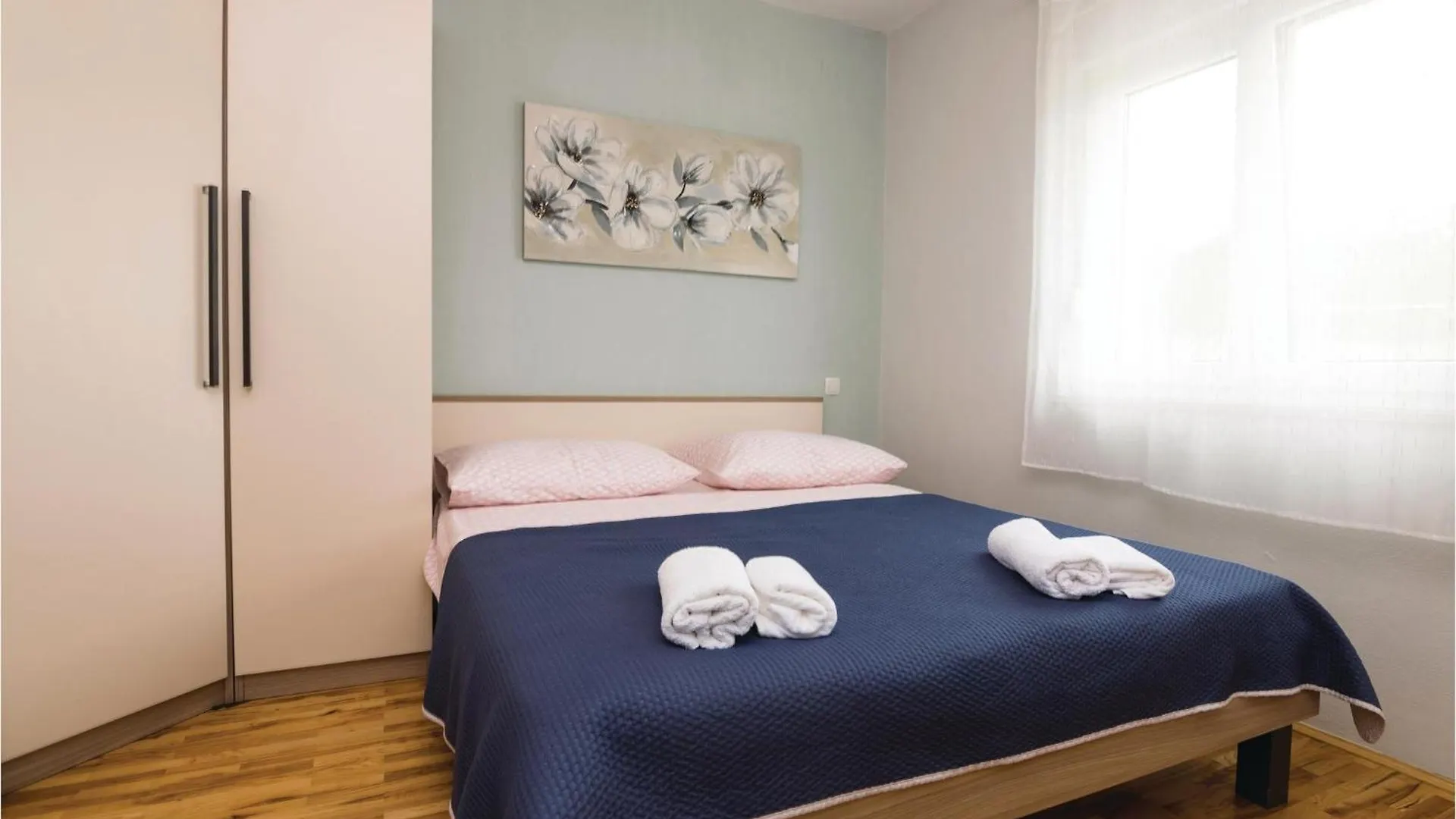 2 Bedroom Beautiful Home In Krusevo 크로아티아